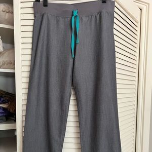 Figs Scrub Pants - Livingston Style